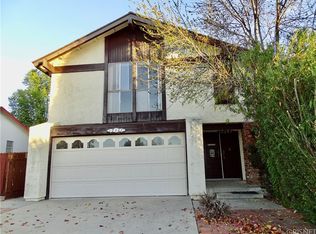 17247 Hiawatha St, Granada Hills, CA 91344
