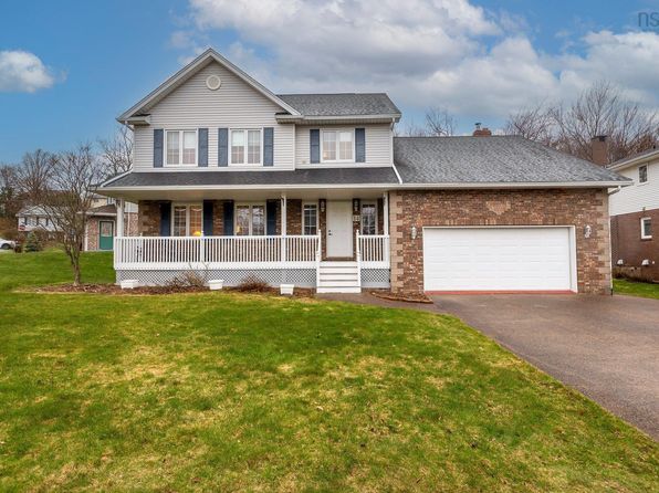 14 Crestwood Pl, Halifax, NS B2V 2P5