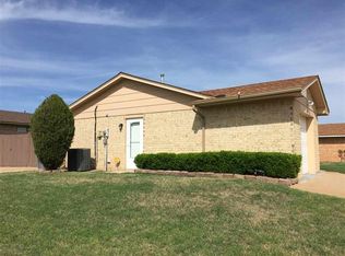 6217 SW Summit Ave, Lawton, OK 73505