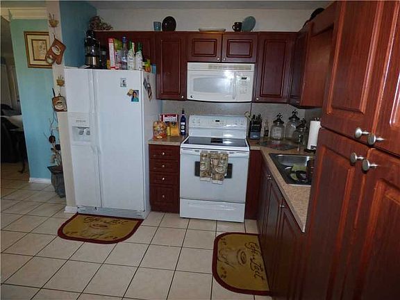 3rd image of 18931 NW 43rd Ave