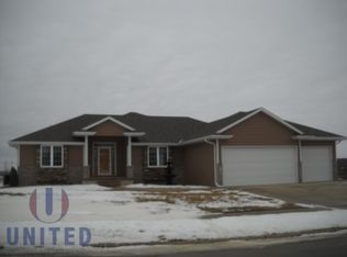 3109 Glen Ellen Rd, Sioux City, IA 51106