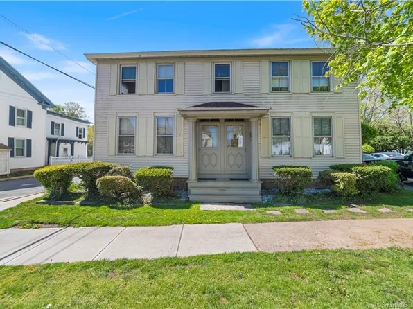 96 East Main Street, Clinton, CT 06413