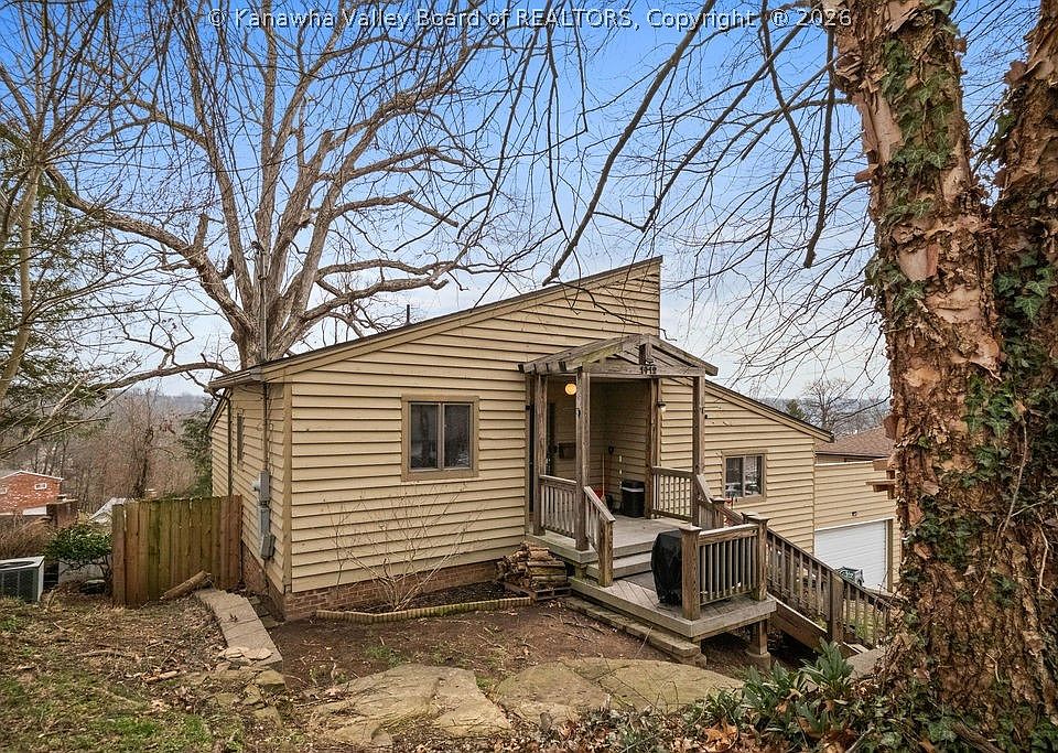 1st image of 1412 Viewmont Dr