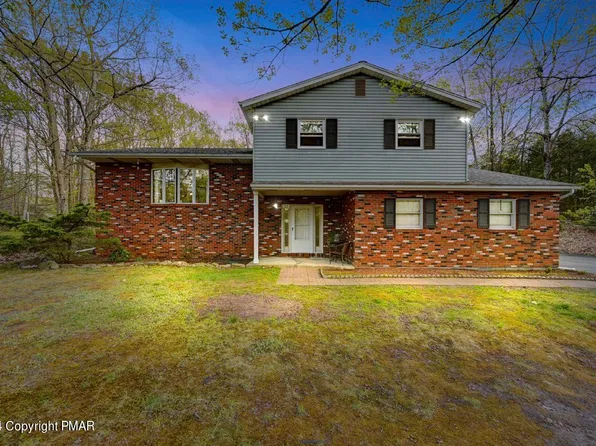 37 Seneca Rd, Mount Pocono, PA 18344