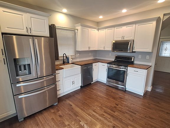 5th image of 405 N Magnolia St