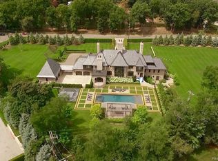 1450 Vaughan Rd, Bloomfield Hills, MI 48304