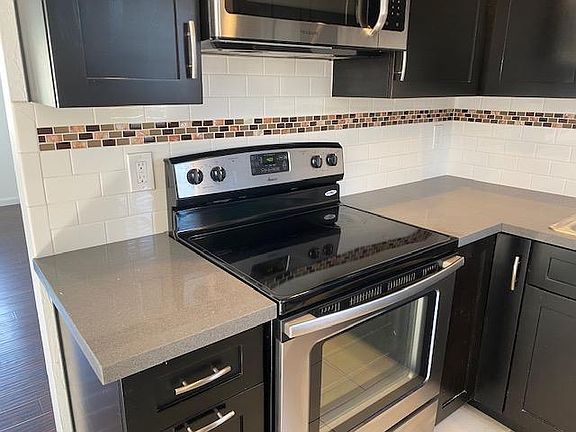 5th image of 3811 N Figueroa St #15