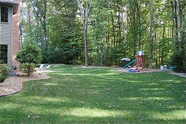 3rd image of 3205 Linden Pl