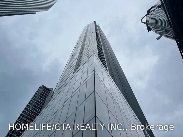 10 York St #3202, Toronto, ON M5J 0E1