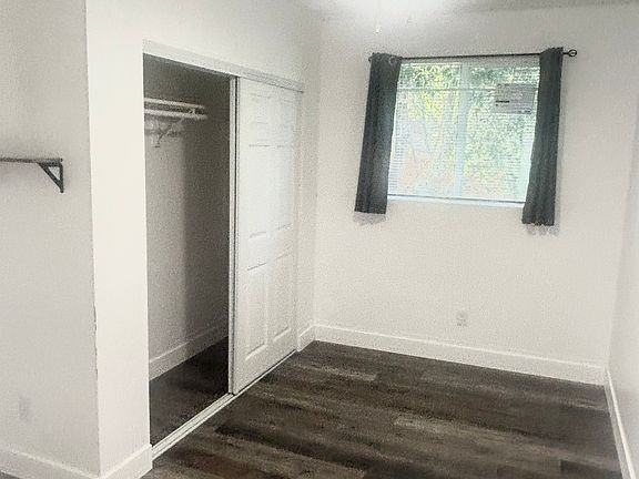 4th image of 1715 E Fort Union Blvd