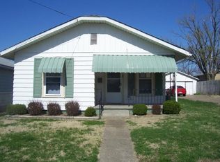 1129 Helm St, Henderson, KY 42420