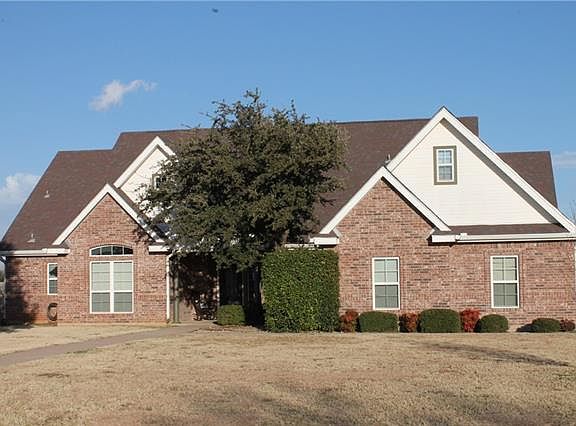 2nd image of 142 Tempest Ln