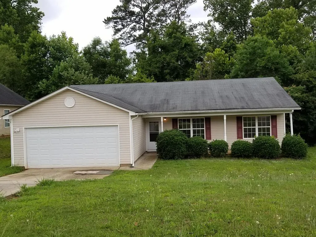4626 Pine Valley Dr — Photo 1