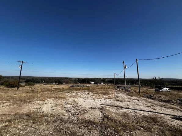 500 S Broadway St #1-4-16, Mertzon, TX 76941