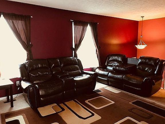3rd image of 3541 Hazelwood Dr