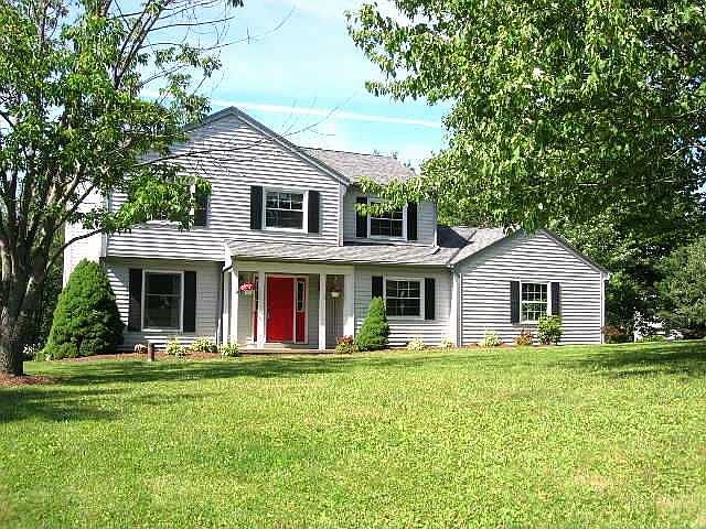 1st image of 11026 Carriage Hill Dr