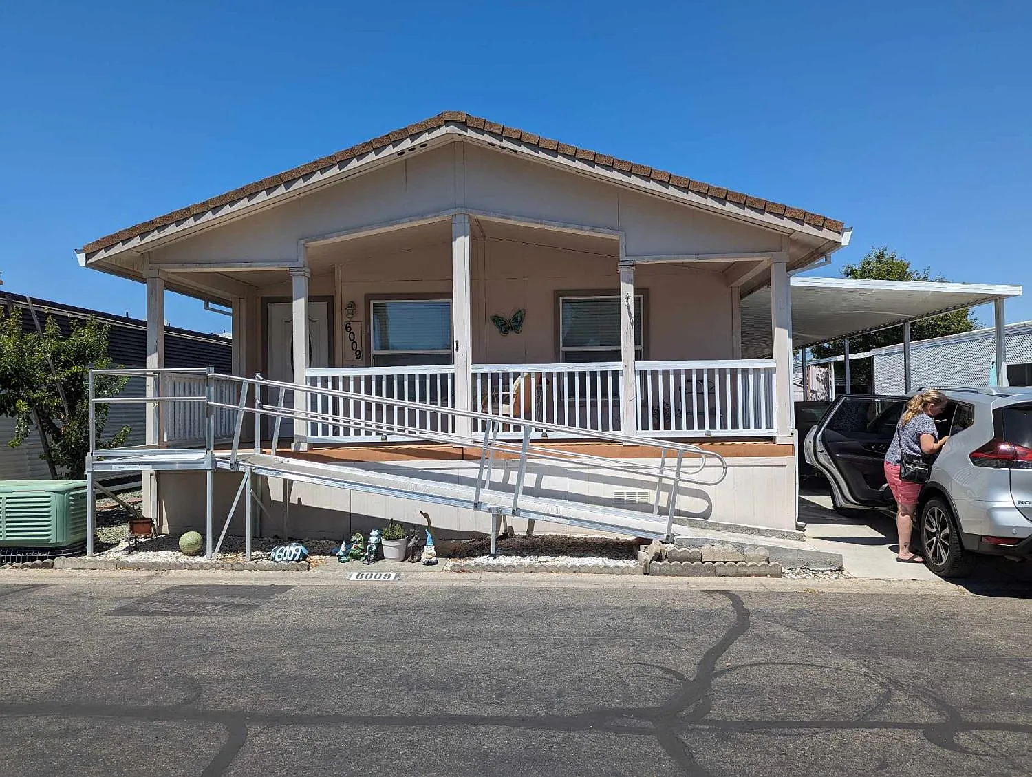 6009 Pintail Ln photo 1