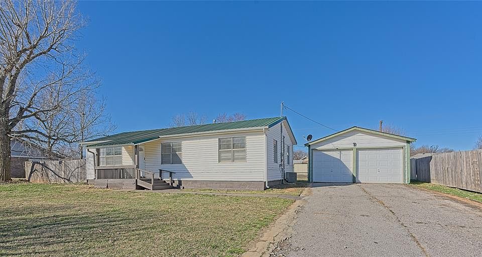 1st image of 311 N Cimarron Rd