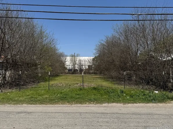 268 Remount LOT 40, San Antonio, TX 78218
