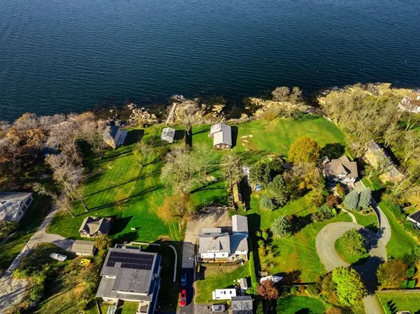 5 Plum Ct, Gloucester, MA 01930