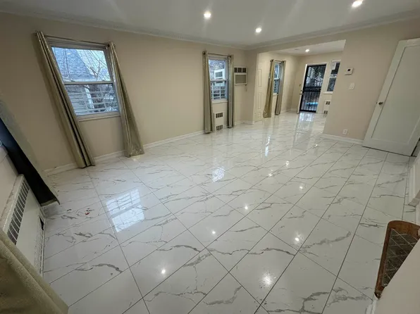 164-38 76th Road image 1 of 9