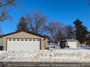 207 Water St, Russell, MN 56169