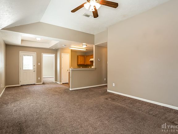 3rd image of 6627 Windy River Ln