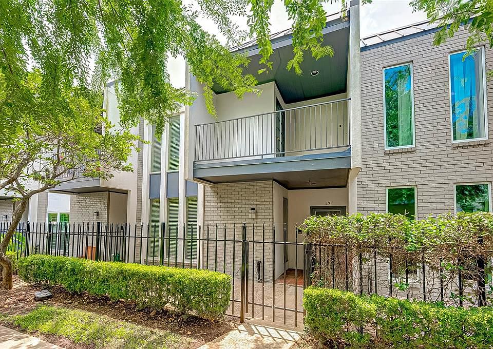1st image of 1300 Augusta Dr APT 43