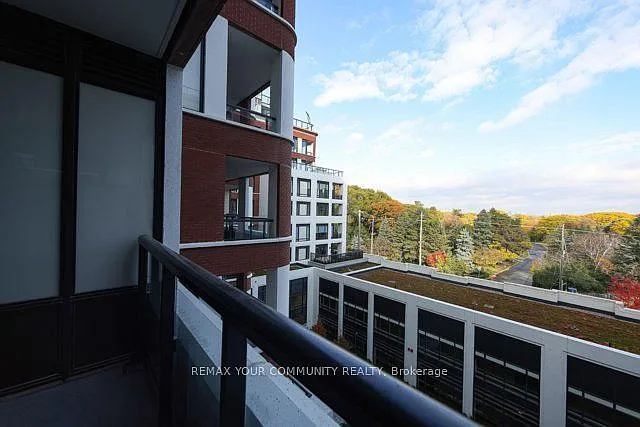 259 The Kingsway #428 — Photo 43
