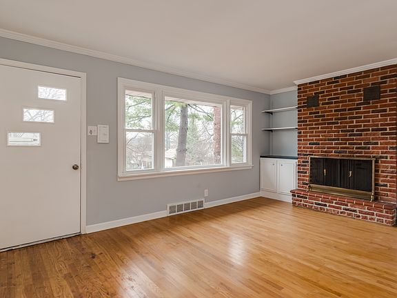 3rd image of 10551 Homestead Ave
