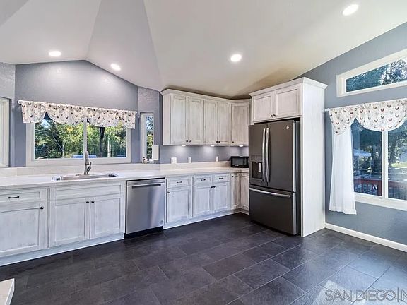3rd image of 35205 Calle Nopal