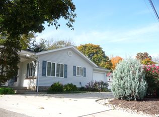 1202 S Ridge Ave, Troy, OH 45373