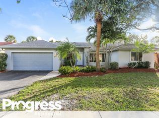 5550 NW 40th Ter, Pompano Beach, FL 33073