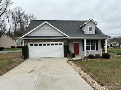 17 Grasshopper Dr, Etowah, NC, 28729