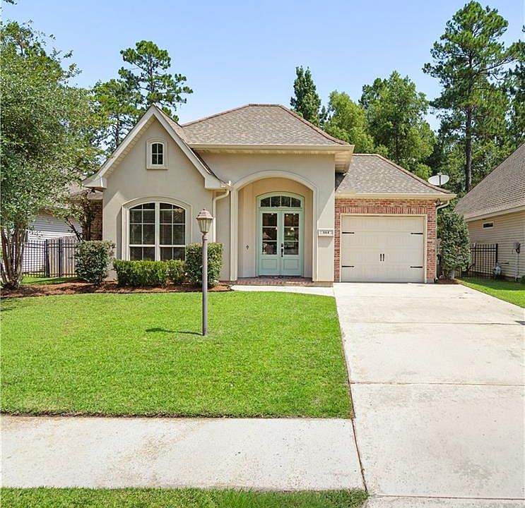 1st image of 664 Bateleur Way