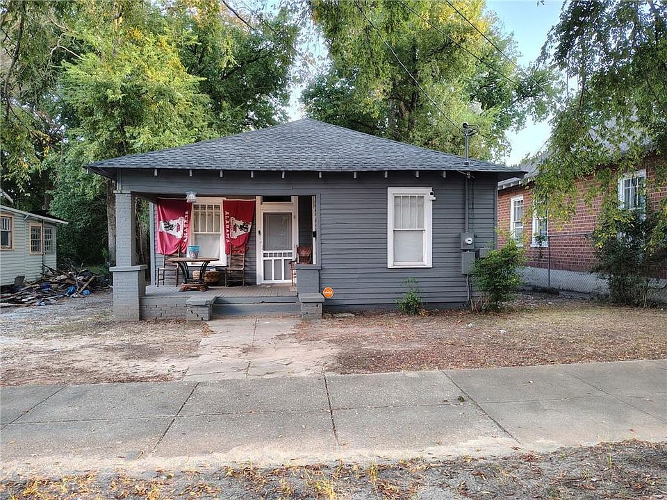 1st image of 1112 32nd St