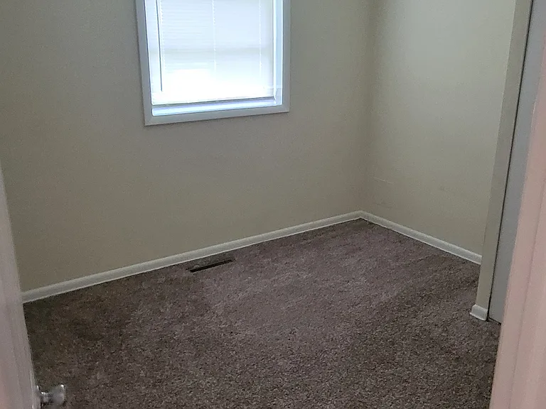 3245 Grand Blvd — Photo 8