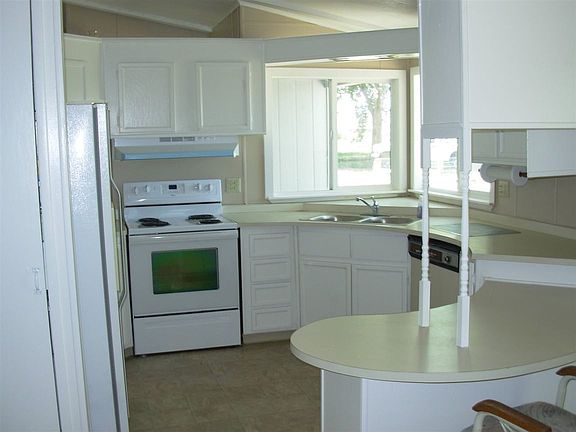 2nd image of 95 Penrose Ln