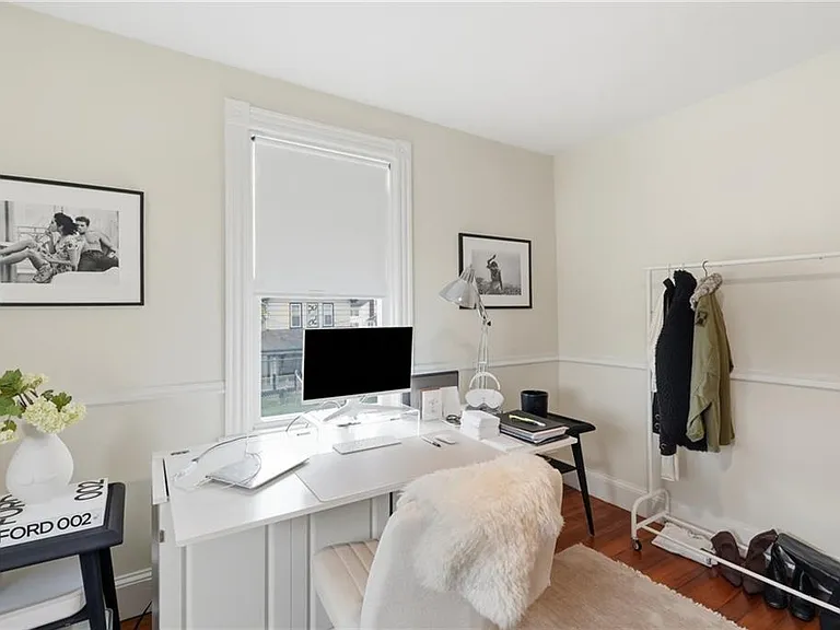 52 Berkeley Ave — Photo 26