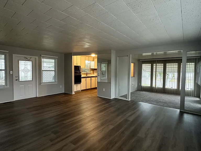 5004 Oakland Hills Ave — Photo 18