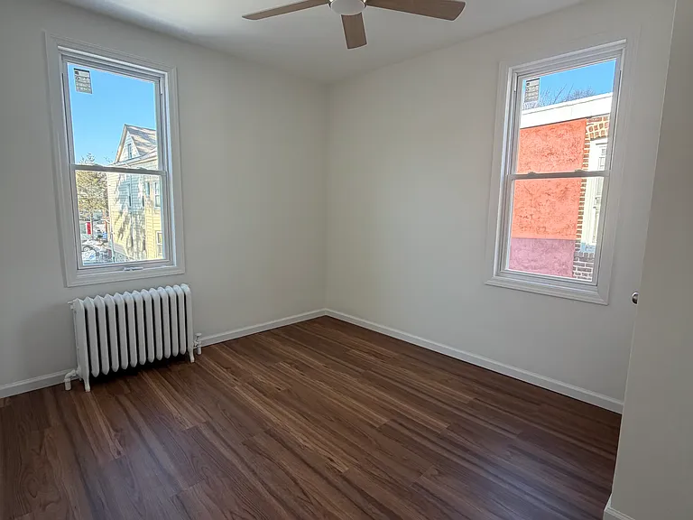 17 Loudoun St #2 — Photo 9
