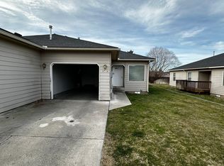 501 Nicka Rd #B, Grandview, WA 98930