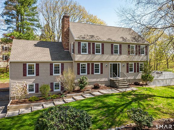 2nd image of 19 Crabapple Lane
