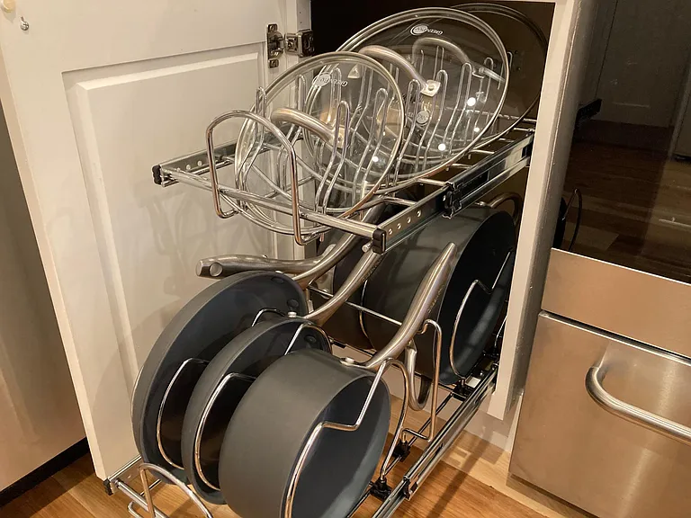 Pots/Pans/Lids
