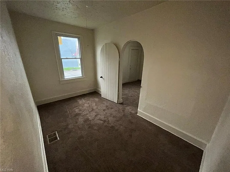 3460 Erin Ave — Photo 8