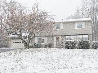1177 Appian Dr, Webster, NY 14580