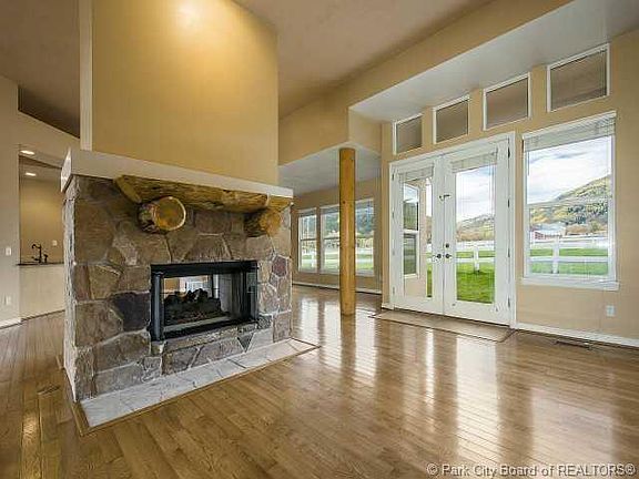 2nd image of 1427 W Settlement Dr