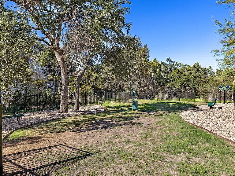 Sonterra Apartment Homes — Photo 38