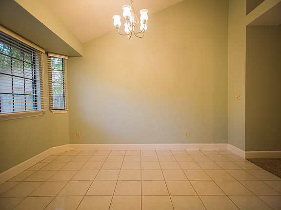 3rd image of 9331 N Boyd Ave