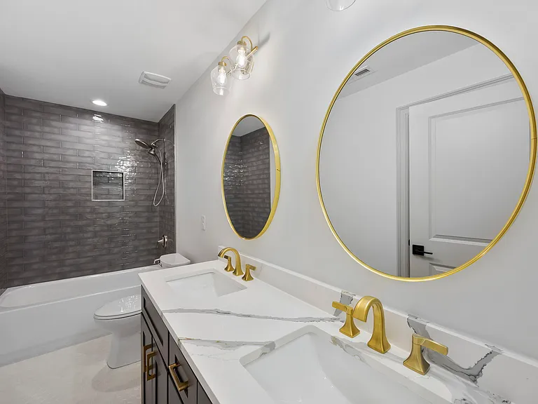 1329 Condon St — Photo 23